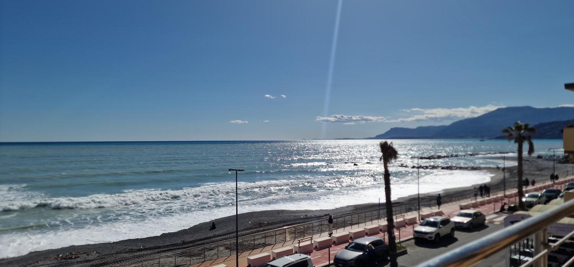 Appartamento Mare Blu Ventimiglia Esterno foto