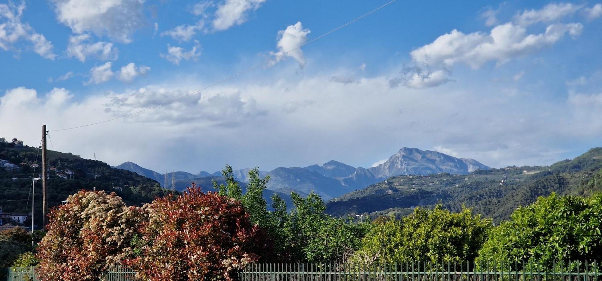 Appartamento Mare Blu Ventimiglia Esterno foto